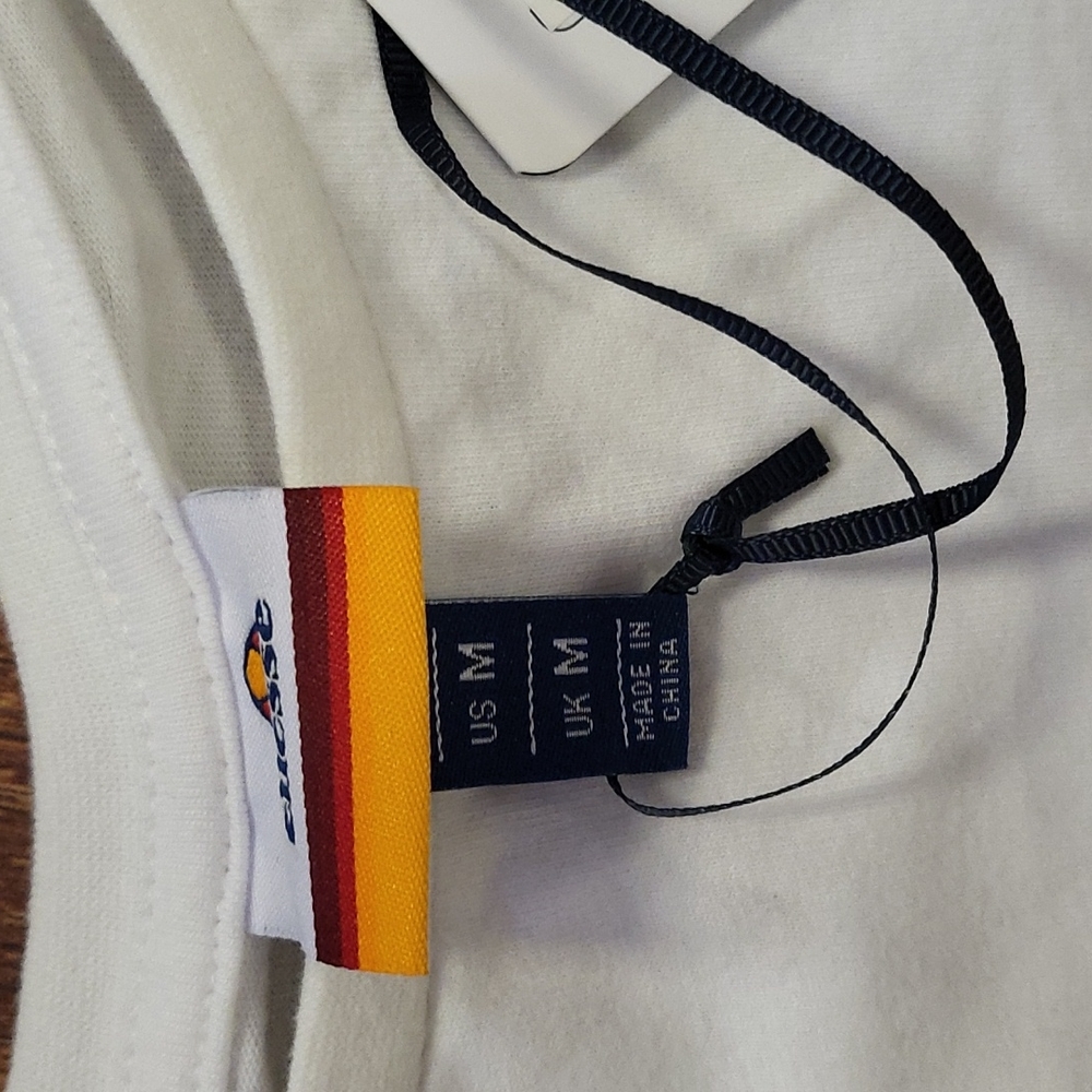 Ellesse us med shirt great detail and craftsmanship - Picture 3 of 4